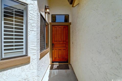 7682 Galloway Dr, San Jose, CA 95135-2123