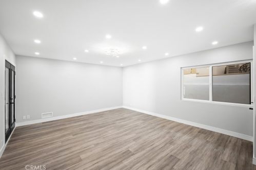 2116 Conchita St, Glendale CA  91208-2508 exterior