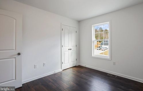 1198 Happy Ridge Dr, Front Royal VA  22630-5302 exterior