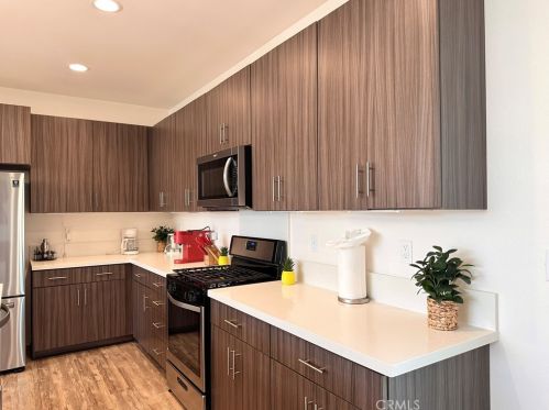 13938 Avenida Ln Vis, Desert Hot Springs CA  92240-6509 exterior