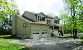 5 Chardavoyne Rd, Warwick, NY 10990-2208