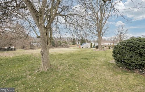 1322 Kerwood Ln, Downingtown, PA 19335-3508