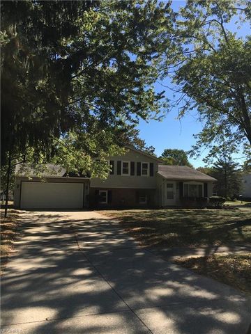 200 Oakwood Ln, Seville, OH 44273-9706