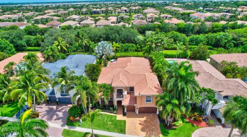 8696 Valhalla Dr, Delray Beach FL  33446-9568 exterior