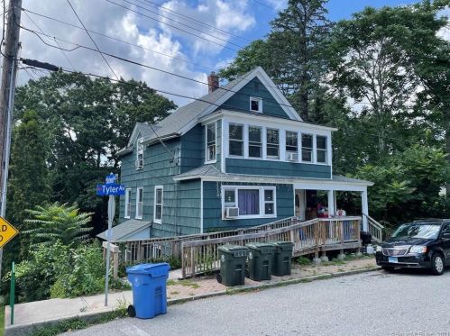 1 Tyler Ave, Norwich, CT 06360-4317