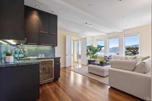 333 Belvedere Ave, Tiburon CA 94920-2429 exterior