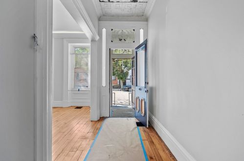 2217 Sarah St, Pittsburgh, PA 15203-2224