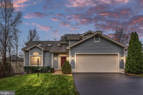 3761 Wigan Dr, Woodbridge, VA 22193-1060