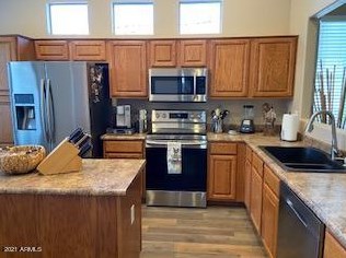4693 Nightingale Ln, Gilbert, AZ 85298-5336