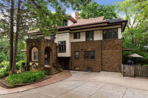 66 Seymour Ave, Minneapolis, MN 55414-3558