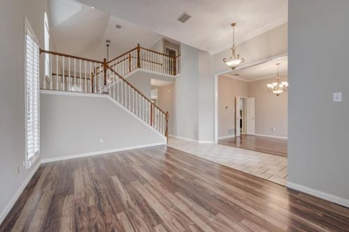 2300 Sherwood Dr, Lewisville TX  75028-3547 exterior