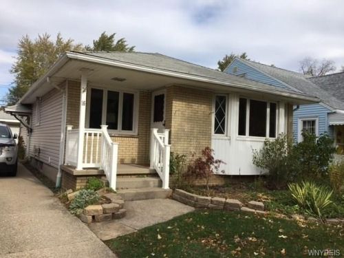 16 Zimmerman Blvd, Buffalo, NY 14223-1018
