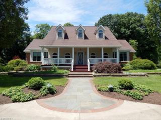 7892 Hartman Rd, Wadsworth, OH 44281-8744
