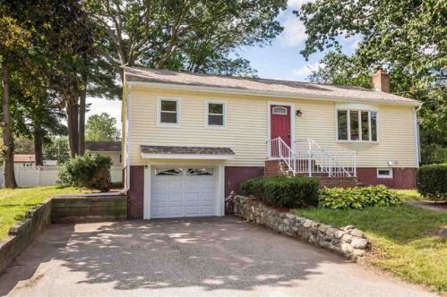 24 Haigh Ave, Salem, NH 03079-4229