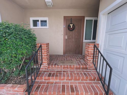 309 Maplewood Ave, West Covina, CA 91790-2204
