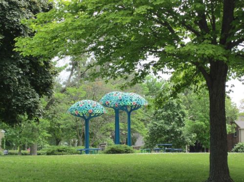 2877 72nd St, Milwaukee WI  53219-2959 exterior