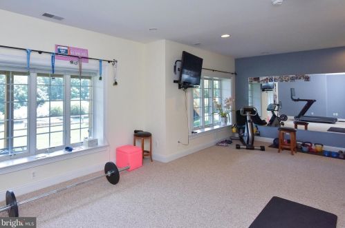 116 Osborne Cir, Kennett Sq PA  19348-1910 exterior