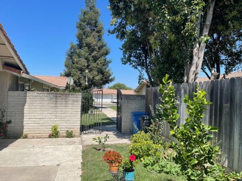 430 Tulane Way, Turlock CA  95382-0615 exterior