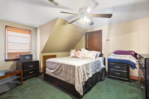 124 Larkspur St, Whitaker PA  15120-2205 exterior