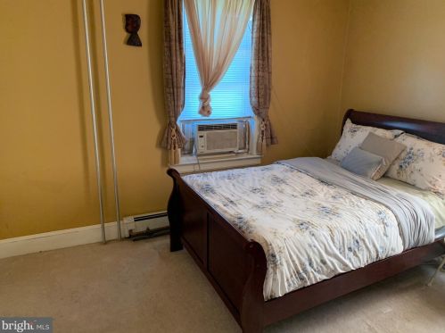 436 Bert Ave, Trenton NJ 08629-2703 exterior