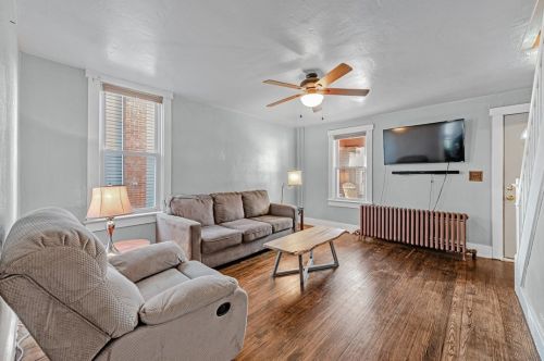 337 Miller St, Latrobe PA  15650-1438 exterior