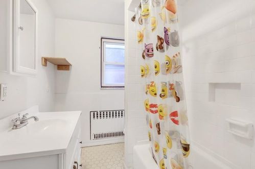 4135 Murray Ave, Pittsburgh PA  15217-2307 exterior