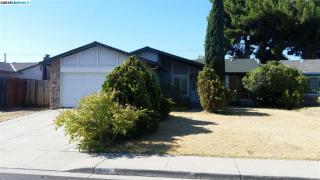991 Almond Dr, Oakley, CA 94561-2111