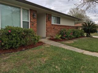 6501 Ithaca St, Metairie LA  70003-3201 exterior