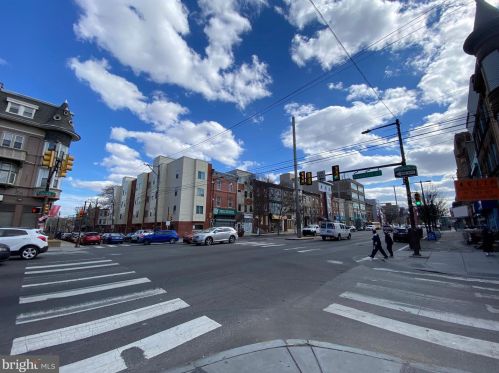 2304 Broad St, Philadelphia PA  19132-4503 exterior