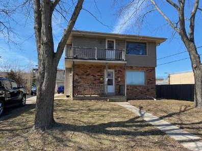 6427 89th St, Milwaukee, WI 53224-5307