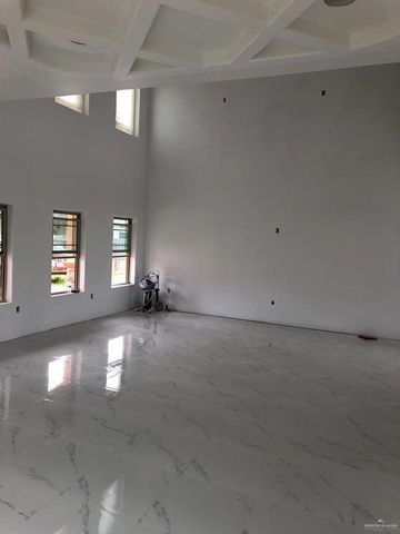 415 Los Palomos St, Weslaco, TX 78596