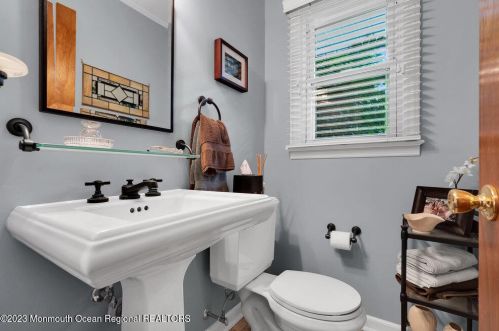 24 Kimball Rd, Lakewood NJ  08701-3154 exterior