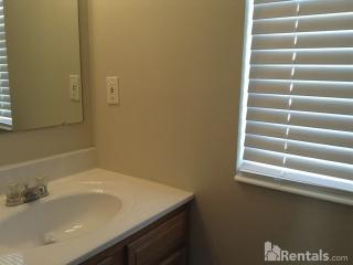2006 Lafitte Ct, Hamilton KY  41091-7429 exterior