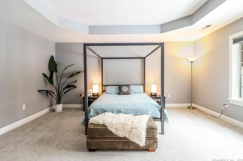 5 Mudry Farm Rd, Brookfield Center CT  06804-3541 exterior