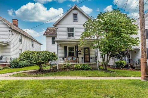 207 Mckim St, Zelienople, PA 16063-1032