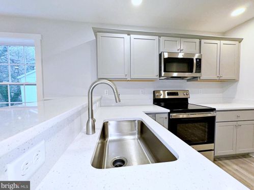 810 Beckwith St, Charles Town WV  25414-1439 exterior