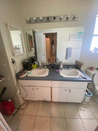 2923 11 Ct, Cape Coral FL  33914-5622 exterior