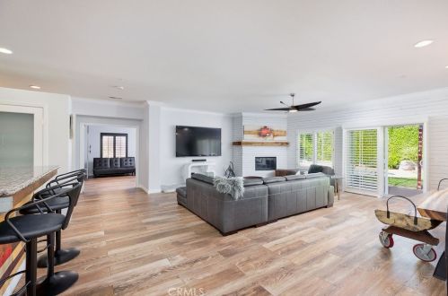 972 Mira Grande, Palm Springs CA  92262-1212 exterior