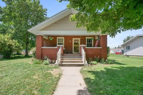 115 10th St, Decatur, IN 46733-1548