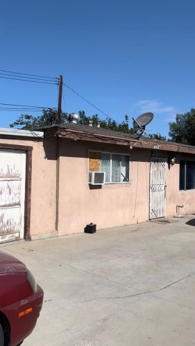 454 Caroline St, San Bernardino, CA 92408-3703