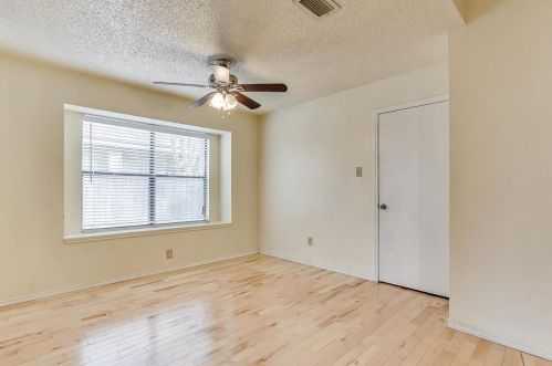 816 Bentle St, Cedar Hill TX 75104-9244 exterior