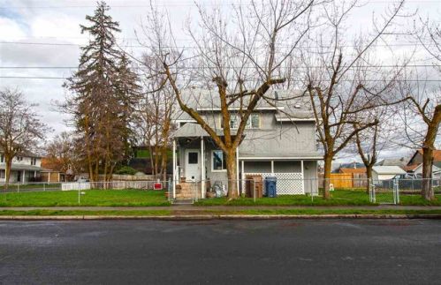 818 Elm St, Spokane WA  99204-3531 exterior