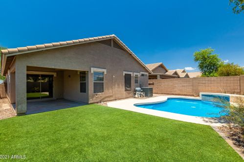 4231 Sundance Ave, Gilbert AZ 85297-6623 exterior