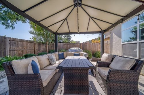 1652 Sephos St, Manteca CA  95337 exterior