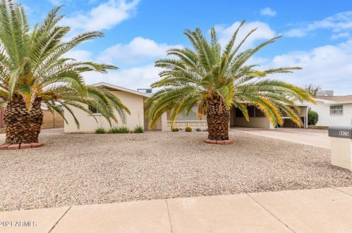6025 Adobe Rd, Mesa, AZ 85205-5922