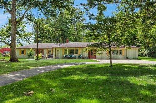 1490 Hiner Rd, Orient, OH 43146-9401