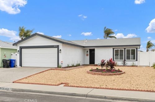 10448 Brookhurst Ave, San Diego, CA 92126-3328