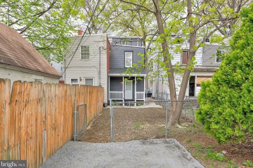 1907 Boas St, Harrisburg PA  17103-1605 exterior