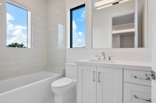 396 2nd St, Boca Raton FL  33432-4004 exterior