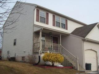 1060 Sterling Pl, Lancaster, PA 17603-8836